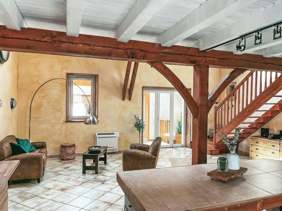 Villa De Charme En Haute-Savoie Clarafond-Arcine Exterior foto